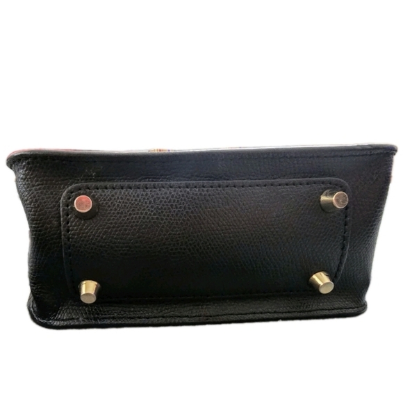 Furla Black Leather Crossbody Bag with Gold Chain, Key, And Authenticity Cards - Picture 4 of 8